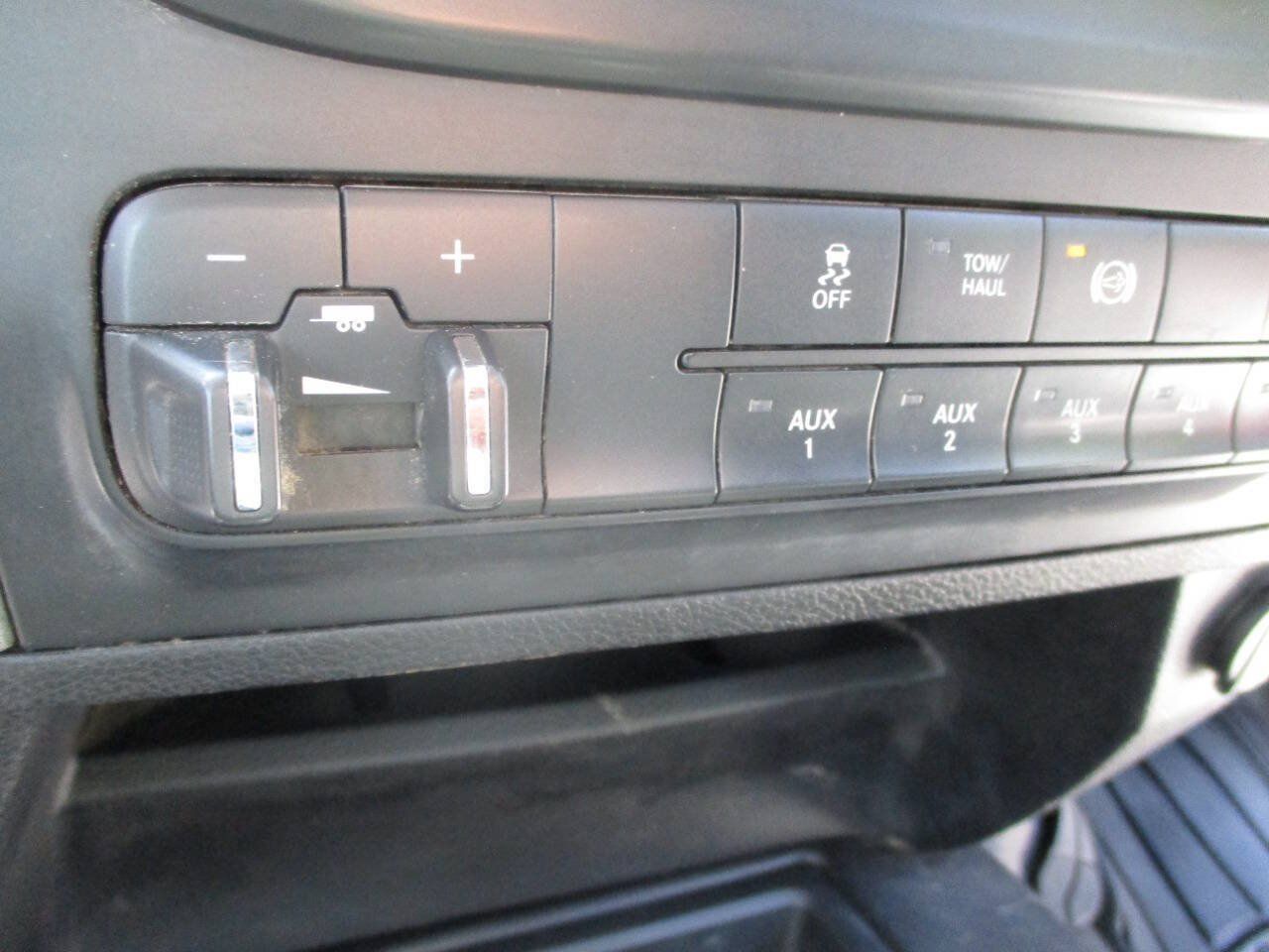 Used 2015 RAM 5500 Tradesman w/ Power Accessory Group AWD/4WD image 22