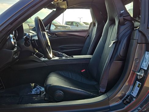 Used 2024 MAZDA MX-5 Miata RF Grand Touring image 14