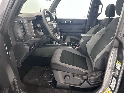 Used 2025 Ford Bronco 4-Door image 41