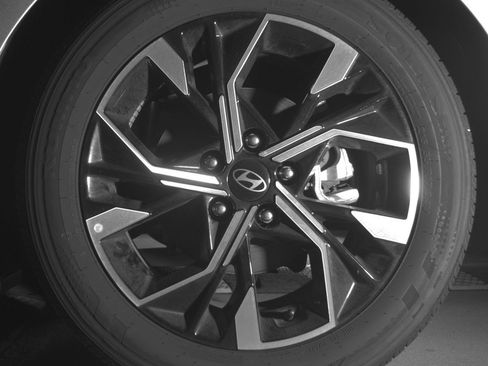 Used 2025 Hyundai Sonata SEL image 14