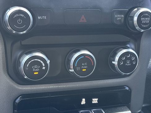 Used 2022 RAM 1500 Big Horn RWD image 21