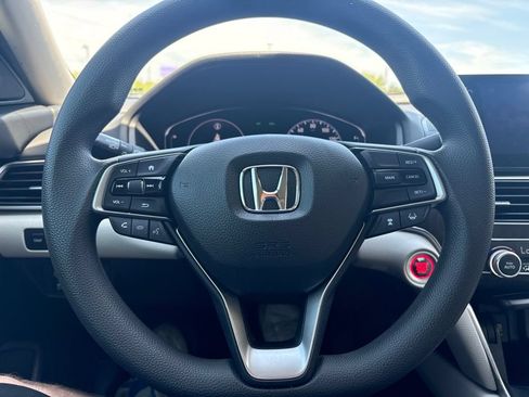 Used 2020 Honda Accord EX image 14