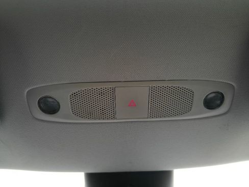 Used 2021 Tesla Model Y Long Range AWD/4WD image 44