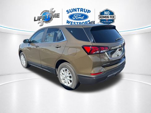 Used 2024 Chevrolet Equinox LT FWD image 10