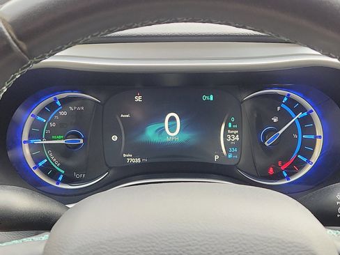 Used 2018 Chrysler Pacifica Touring-L image 20