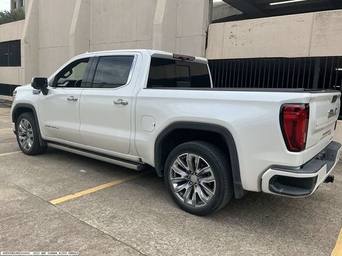 Used 2023 GMC Sierra 1500 Denali w/ Denali Reserve Package AWD/4WD image 5