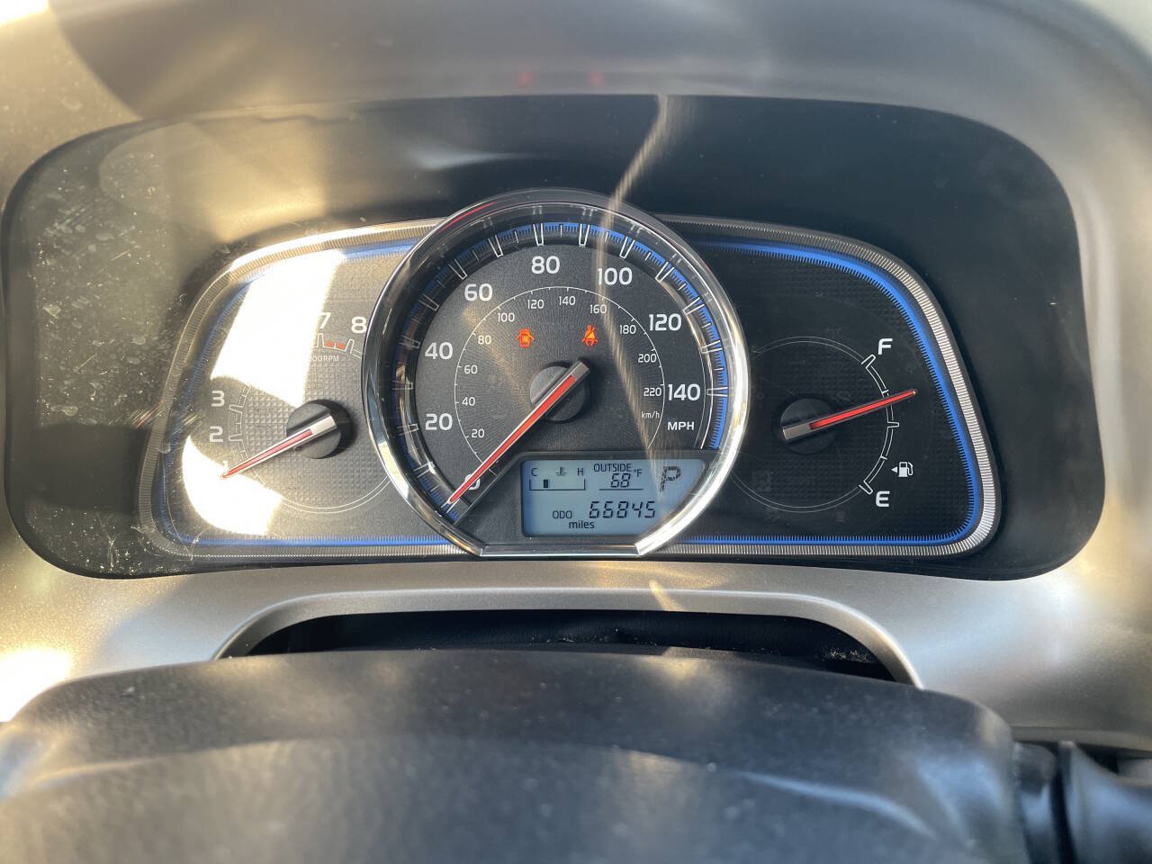 Used 2013 Toyota RAV4 Limited AWD/4WD image 17