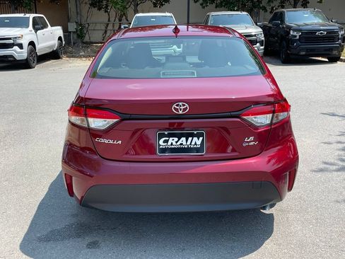 Used 2026 Toyota Corolla LE FWD image 7
