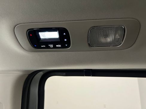 Used 2025 Honda Odyssey EX-L image 45