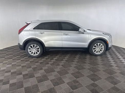 Used 2021 Cadillac XT4 Luxury w/ Driver Awareness Package image 5