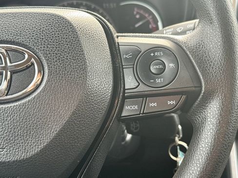 Used 2023 Toyota RAV4 LE image 20