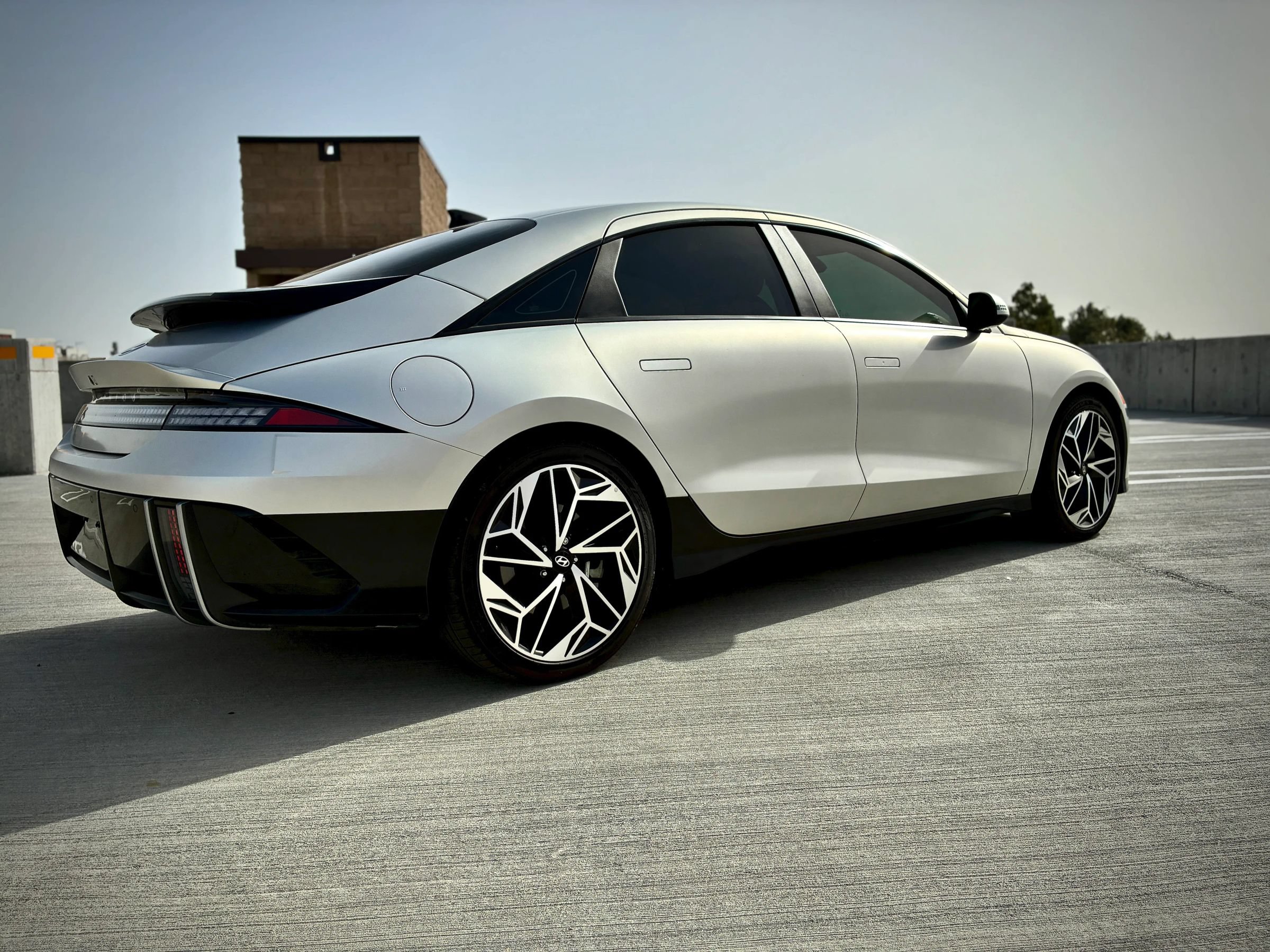 Used 2023 Hyundai Ioniq 6 SEL AWD/4WD image 14
