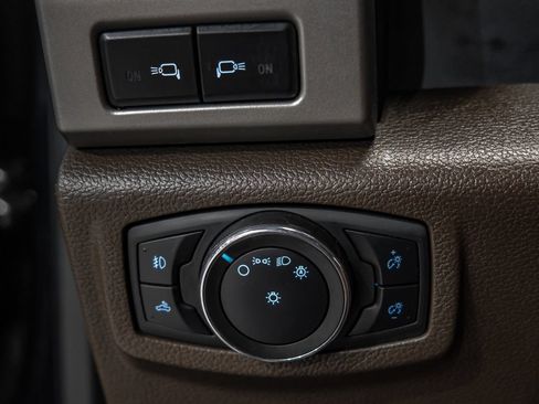 Used 2021 Ford F250 King Ranch w/ King Ranch Ultimate Package AWD/4WD image 30