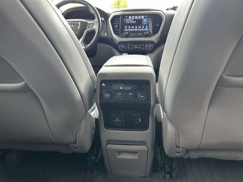 Used 2019 GMC Acadia SLT FWD image 24