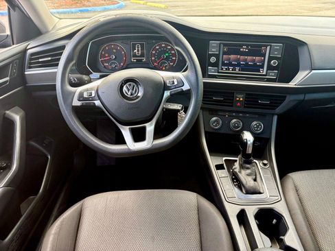 Used 2019 Volkswagen Jetta S w/ Driver Assistance Package FWD image 11