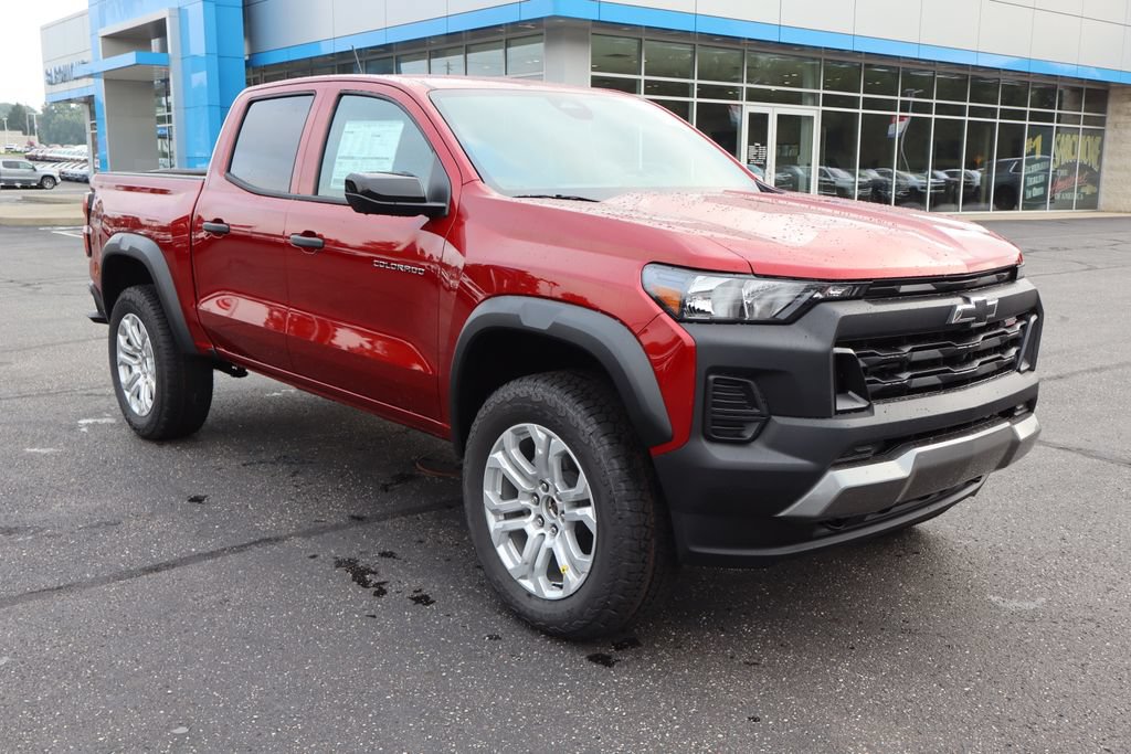 New 2026 Chevrolet Colorado Trail Boss AWD/4WD image 2