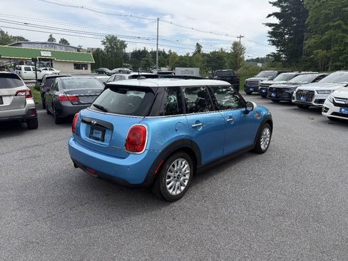 Used 2016 MINI Cooper 4-Door Hardtop FWD image 4