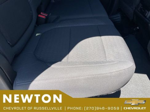 Used 2022 Chevrolet Silverado 1500 RST AWD/4WD image 28