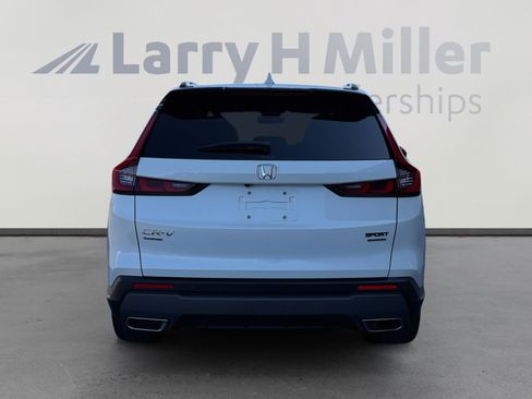 Used 2024 Honda CR-V Sport Touring image 4