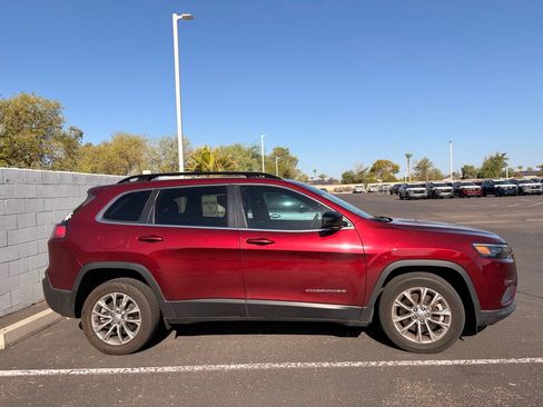 Used 2022 Jeep Cherokee Latitude Lux FWD image 5