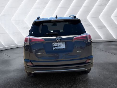 Used 2018 Toyota RAV4 XLE w/ Plus Extra Value Package FWD image 4