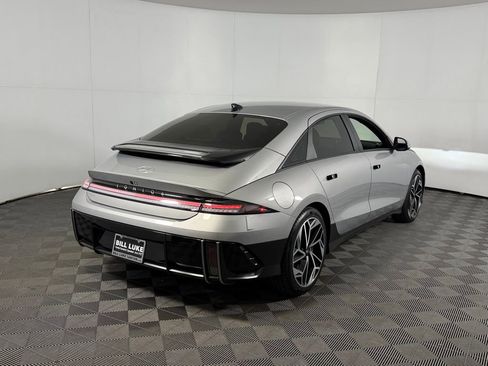 Used 2024 Hyundai Ioniq 6 SEL RWD image 11