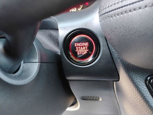 Used 2024 Honda HR-V LX image 33