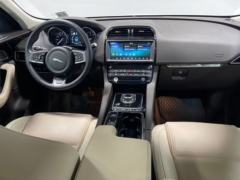 Used 2020 Jaguar F-PACE Prestige AWD/4WD image 29