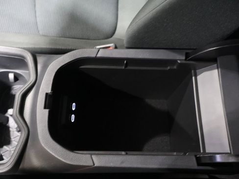 Used 2024 Toyota RAV4 LE image 32