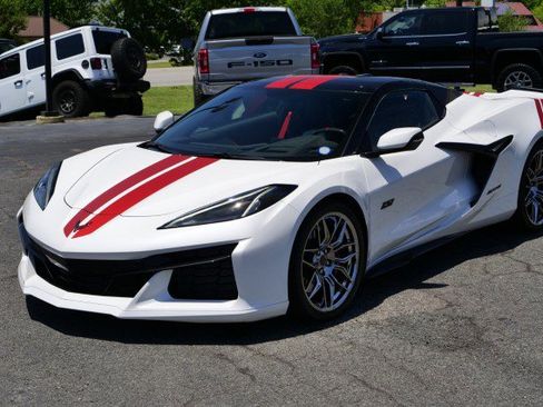 Used 2023 Chevrolet Corvette Z06 RWD image 53