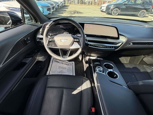 Used 2024 Cadillac Lyriq Luxury w/ LPO, Floor Liner Package AWD/4WD image 13