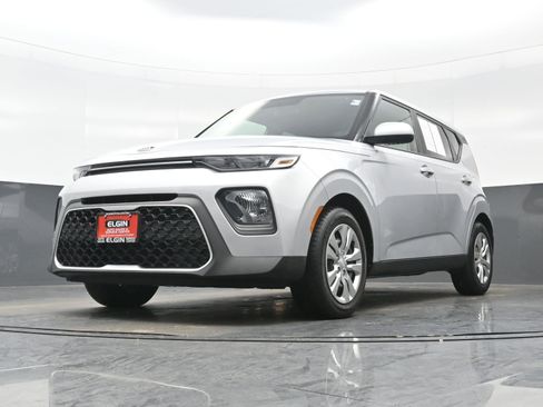 Used 2020 Kia Soul LX image 24