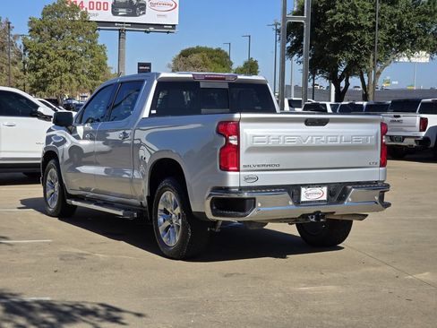 Used 2022 Chevrolet Silverado 1500 LTZ w/ LTZ Convenience Package II RWD image 7