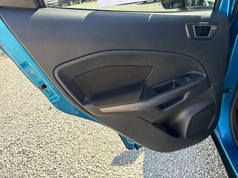 Used 2020 Ford EcoSport SE w/ SE Convenience Package image 17