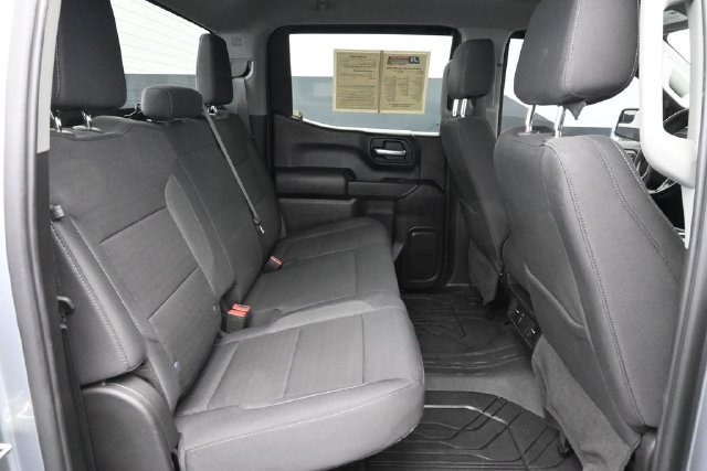 Used 2026 Chevrolet Silverado 1500 Custom w/ Turbomax Blackout Package AWD/4WD image 31