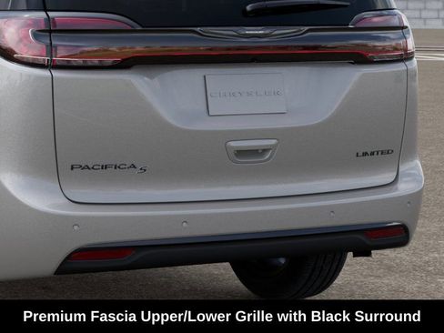 New 2026 Chrysler Pacifica Limited image 13