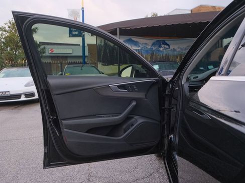 Used 2019 Audi A4 2.0T Premium w/ Convenience Package image 10