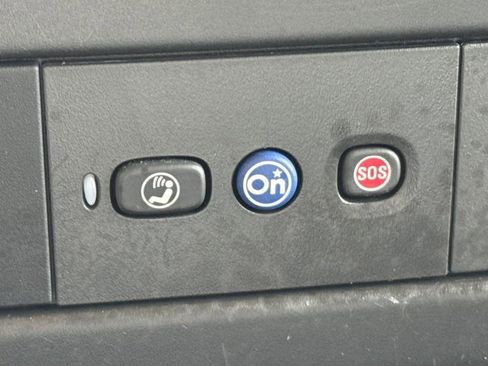 Used 2020 Chevrolet Express 2500 w/ Driver Convenience Package image 18