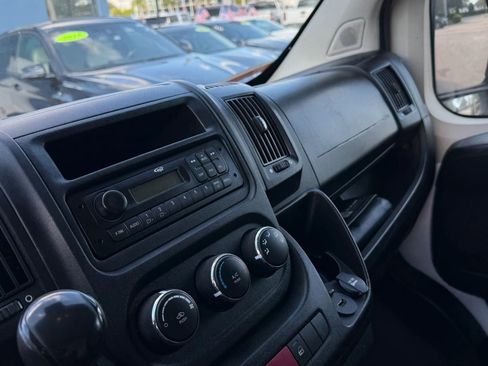 Used 2017 RAM ProMaster 2500 image 14