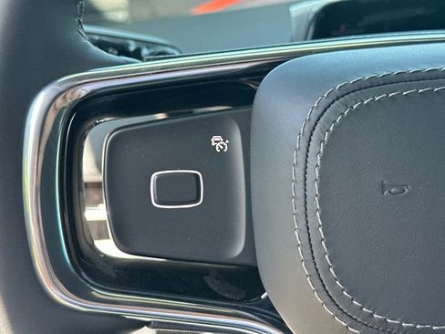 New 2026 Lincoln Navigator Reserve AWD/4WD image 25