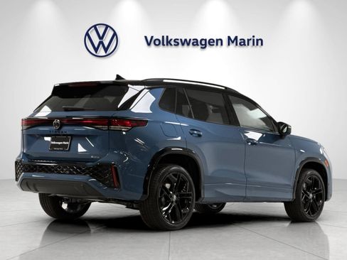 New 2026 Volkswagen Tiguan SE R-Line AWD/4WD image 5
