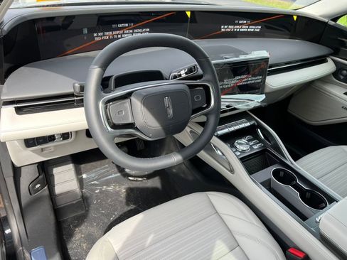 New 2026 Lincoln Nautilus Reserve w/ Jet Appearance Package AWD/4WD image 16