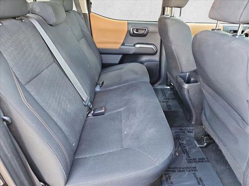 Used 2020 Toyota Tacoma SR5 image 23