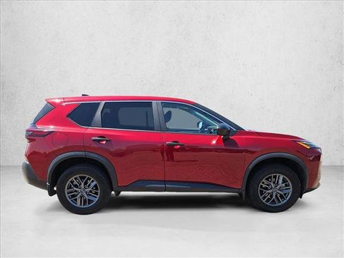 Used 2023 Nissan Rogue S FWD image 4