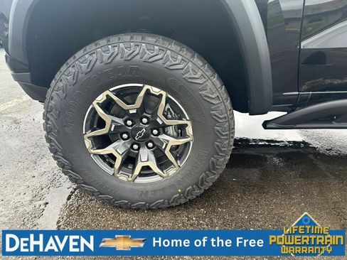 New 2026 Chevrolet Colorado ZR2 w/ Technology Package AWD/4WD image 32