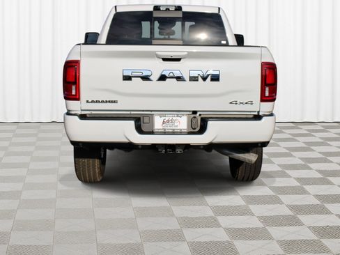 New 2025 RAM 2500 Laramie image 31