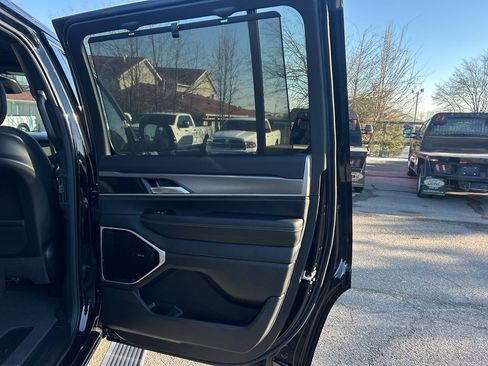 New 2026 Jeep Grand Wagoneer Limited image 14