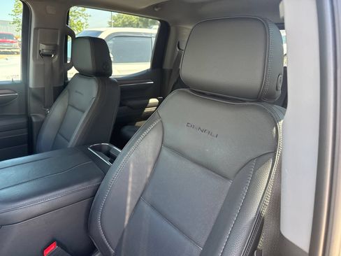 Used 2023 GMC Sierra 1500 Denali w/ Denali Reserve Package AWD/4WD image 20