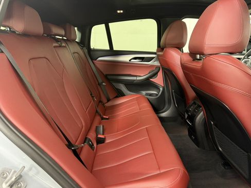 Used 2025 BMW X4 xDrive30i image 14