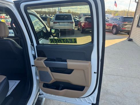 Used 2021 Ford F150 Lariat w/ Equipment Group 502A High image 15